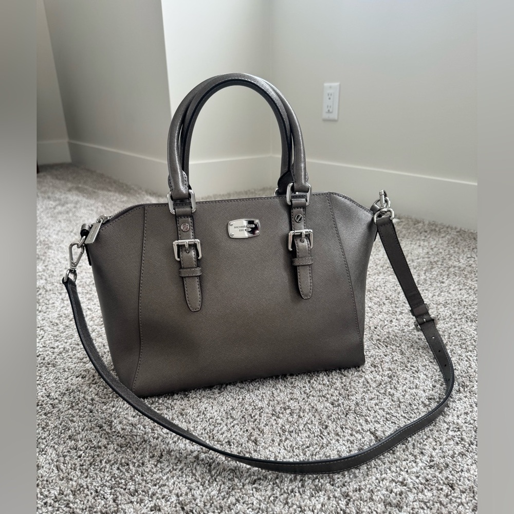 ❌—SOLD—❌ Michael Kors Metallic Pewter Satchel